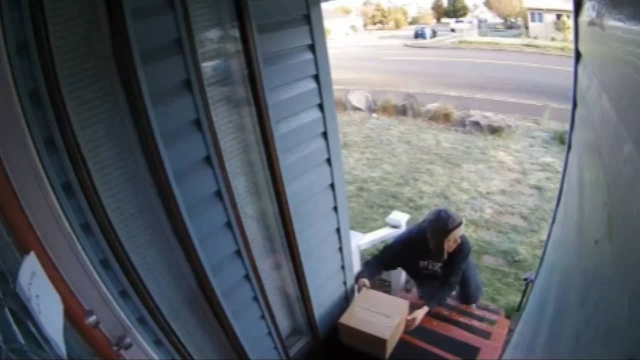 El robo de paquetes va en aumento en vísperas de Navidad: estos son los estados más afectados