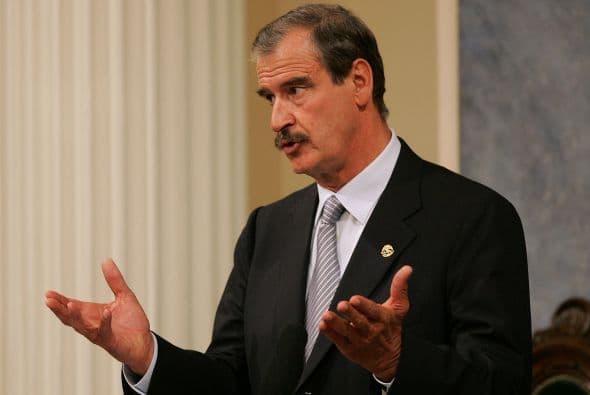 El expresidente de México Vicente Fox aseguró que se debe optar por la negociación para enfrentar el problema de la violencia y sugirió seguir el ejemplo de Colombia en distintos ámbitos. Ver toda la información .
