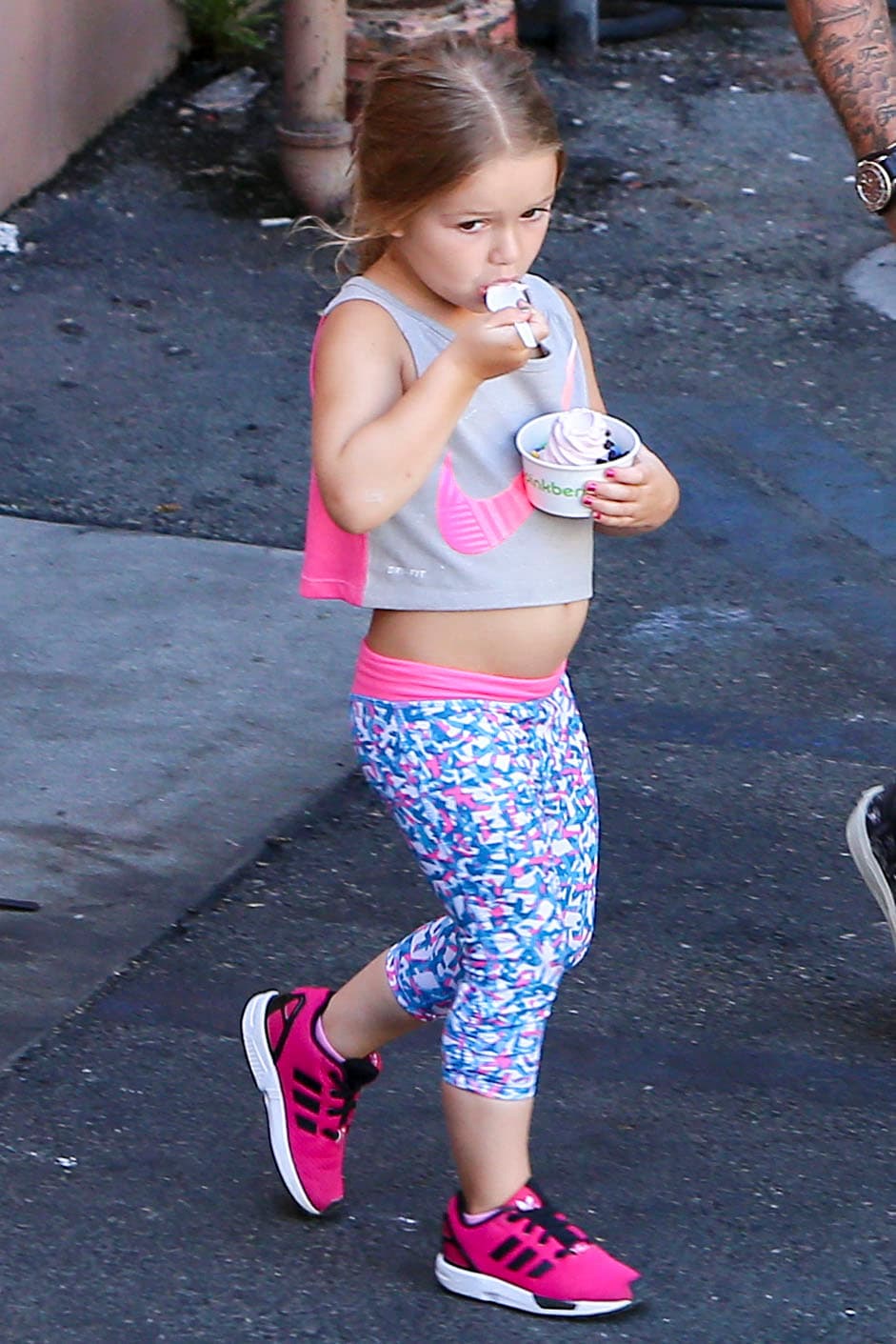 ¡Y vaya que lo estaba disfrutando la pequeñita!