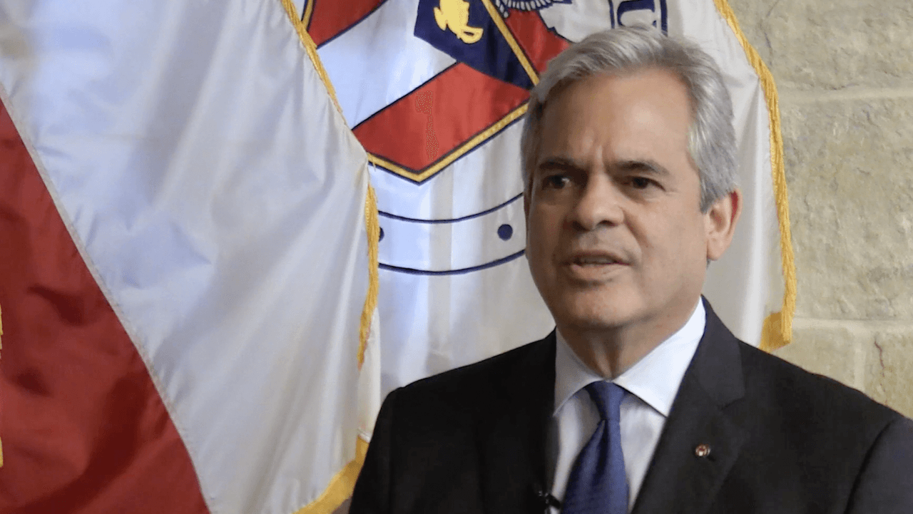 “El problema son las armas”: Alcalde de Austin reacciona a aumento de violencia en la ciudad 
