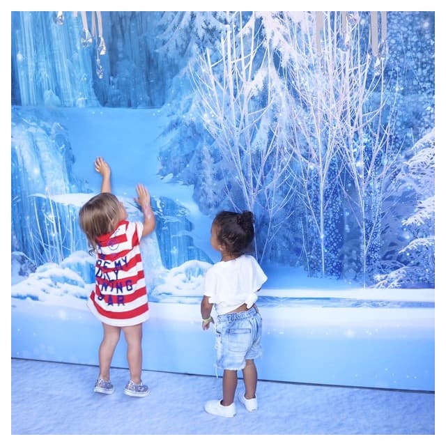 ¡Juntas deseando que llegue Navidad!