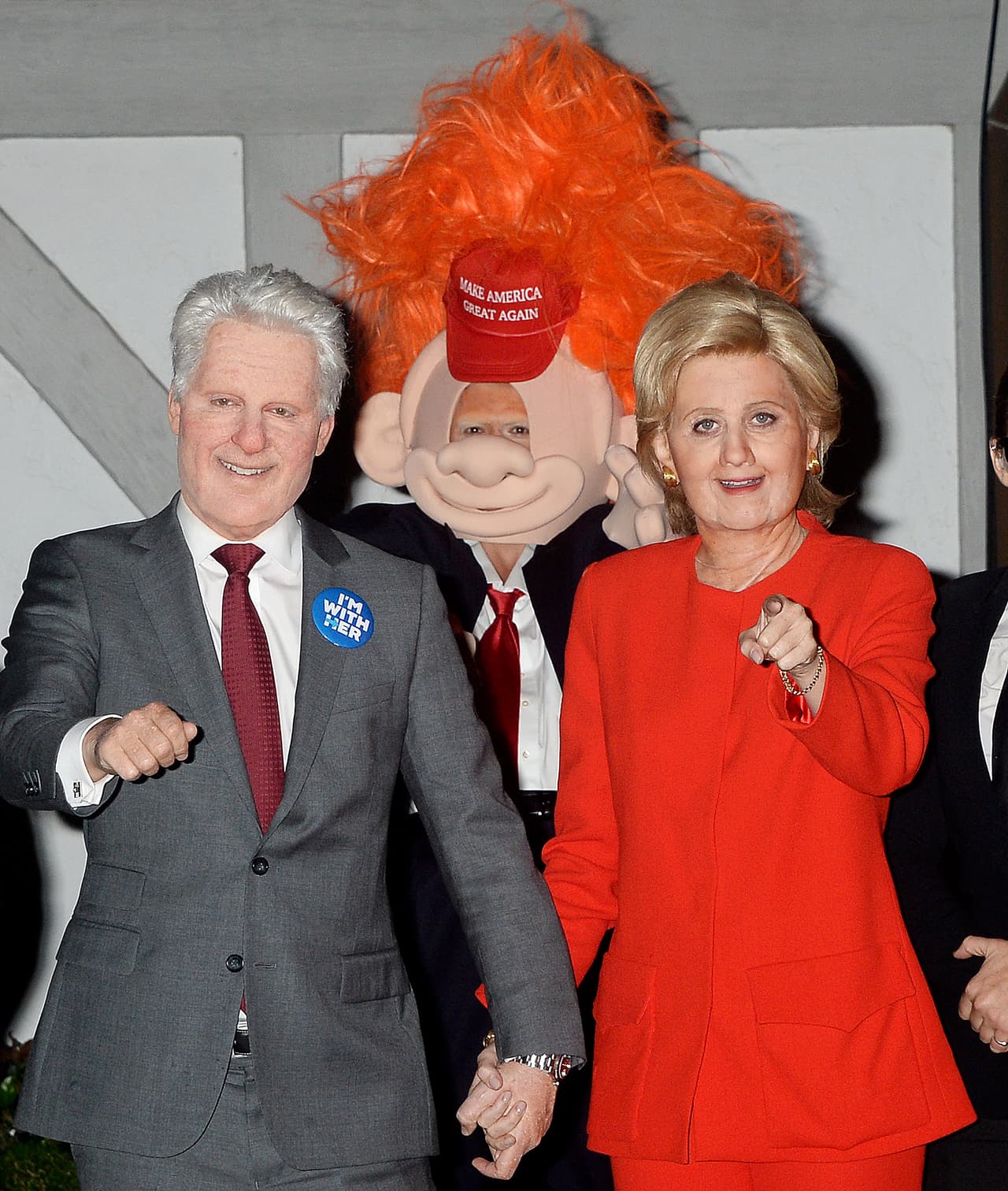 En 2016
<b> la cantante y Orlando Bloom</b> eligieron convertirse en una importante pareja de la política estadounidense: el expresidente 
<b>Bill Clinton y su esposa Hillary Clinton</b>, quien en esa época estaba en campaña.
<br>