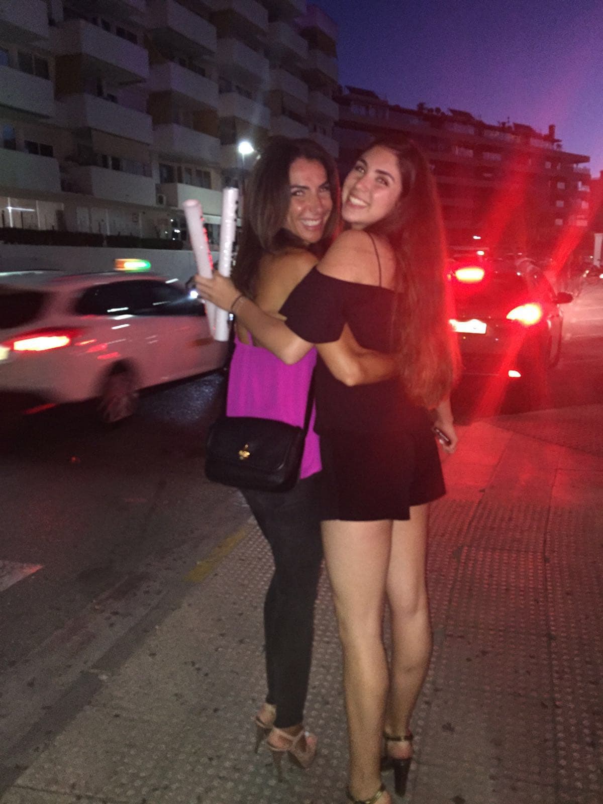 La primera vez en una discoteque con su hija Nicole.