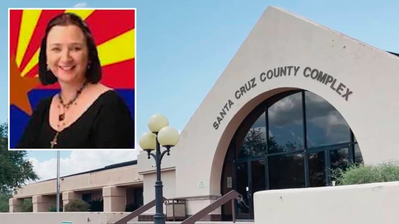 Demandan a extesorera del condado Santa Cruz por el desvío de más de $39 millones a su cuenta personal