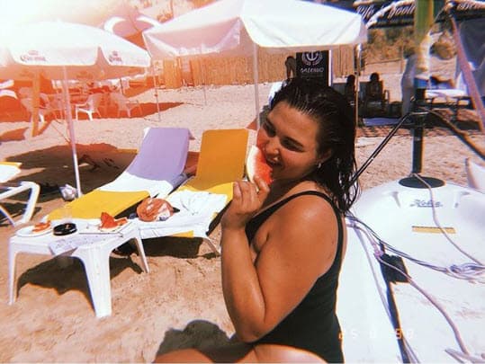 A la par de la actuación, 
<b><a href="https://www.univision.com/temas/estefania-villarreal">Estefanía </a></b>se ha dedicado al modelaje, así lo ha demostrado en sus redes sociales.