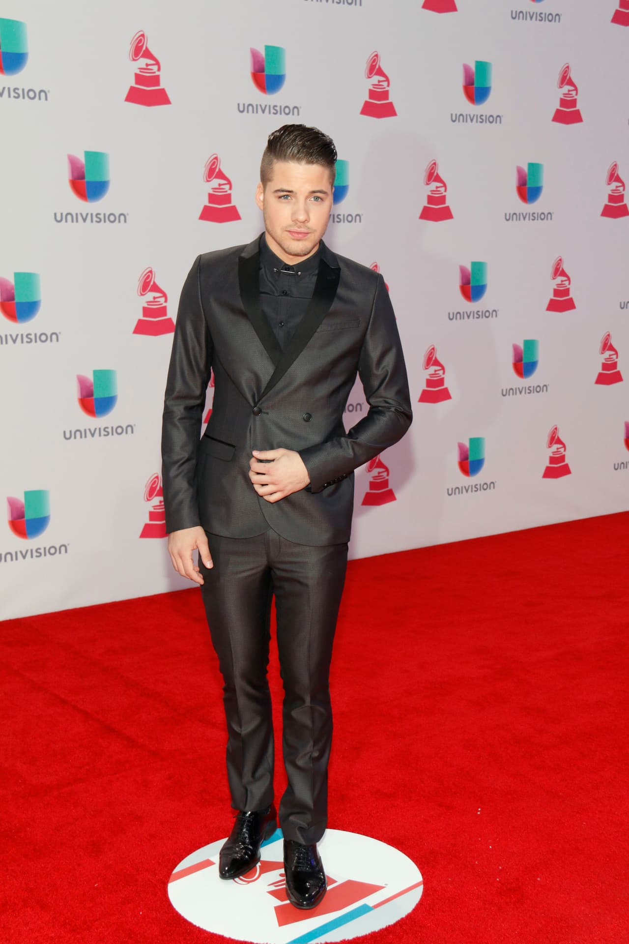 Como siempre, el talento de la casa lució sencillamente espectacular en la alfombra roja de Latin GRAMMY. ¿Quién fue tu favorito?