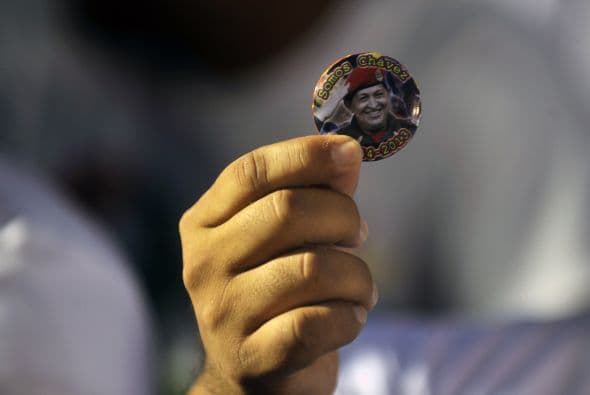 Y monedas de la suerte con el rostro de Hugo Chávez.