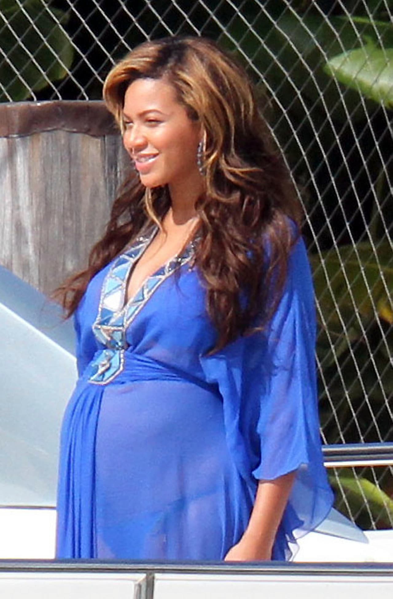 Beyoncé fue otra de las famosas que mostraron su pancita de embarazo.