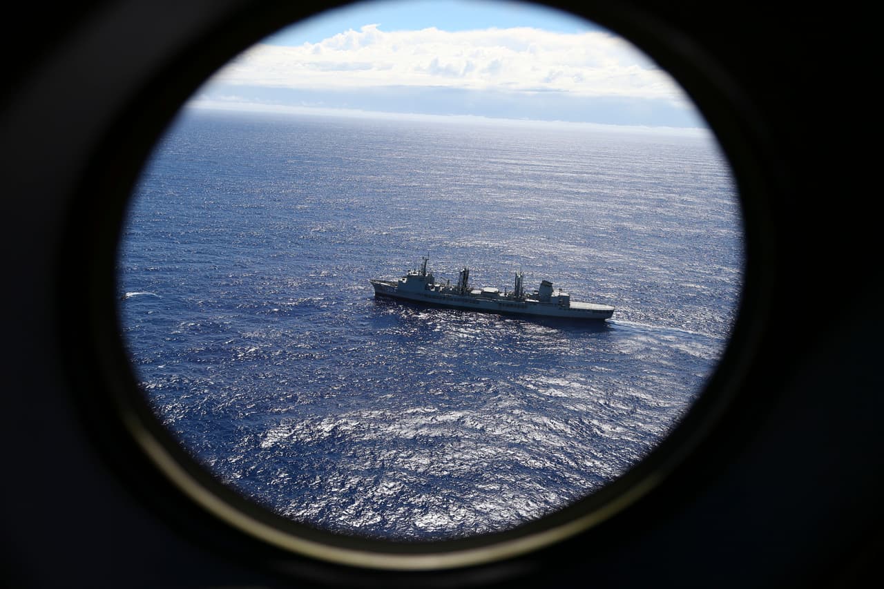 <b>La desaparición del vuelo de Malaysia Airlines en 2014.</b> El avión despegó de Kuala Lumpur, Malasia, a las 0:41 am, hora local, del 8 de marzo y debía llegar a Pekín, China, a las 6:30 am. Casi dos horas después de despegar, el vuelo perdió el contacto con tierra y más nunca fue localizado. Las autoridades de Malasia y Australia activaron un operativo de búsqueda sin precedentes, que nunca rindió frutos. Se considera el mayor misterio en la historia de la aviación moderna aunque 
<a href="https://www.univision.com/noticias/accidente-aereo/expertos-dicen-haber-resuelto-el-misterio-de-la-desaparicion-del-vuelo-mh370-de-malaysia-airlines">algunos expertos afirman que el vuelo fue desaparecido deliberadamente por el piloto</a>, quien habría cometido suicidio. 
<b>290 personas continúan desaparecidas.</b>