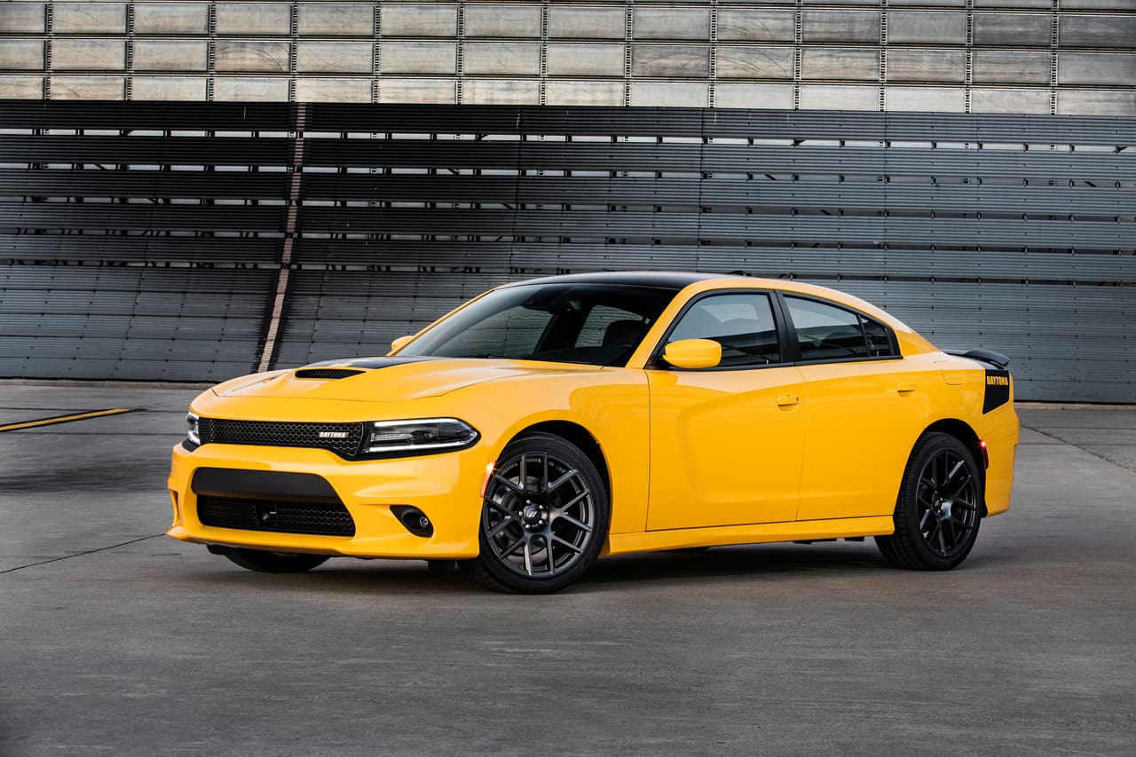 Aunque el Dodge Charger Daytona 2017 es el único 
<i>muscle car </i>de 4 puertas utiliza liberalmente el legado de su antecesor homónimo que era un gigantesco coupé.