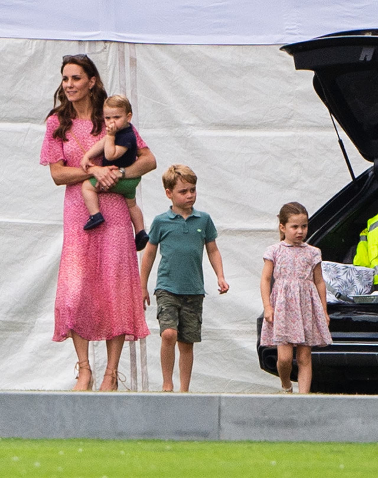 La joven agregó que ante los comentarios del
<a href="https://www.univision.com/temas/principe-george" target="_blank">príncipe George</a>, su padre le inculca que las niñas pueden hacer lo mismo que los niños.