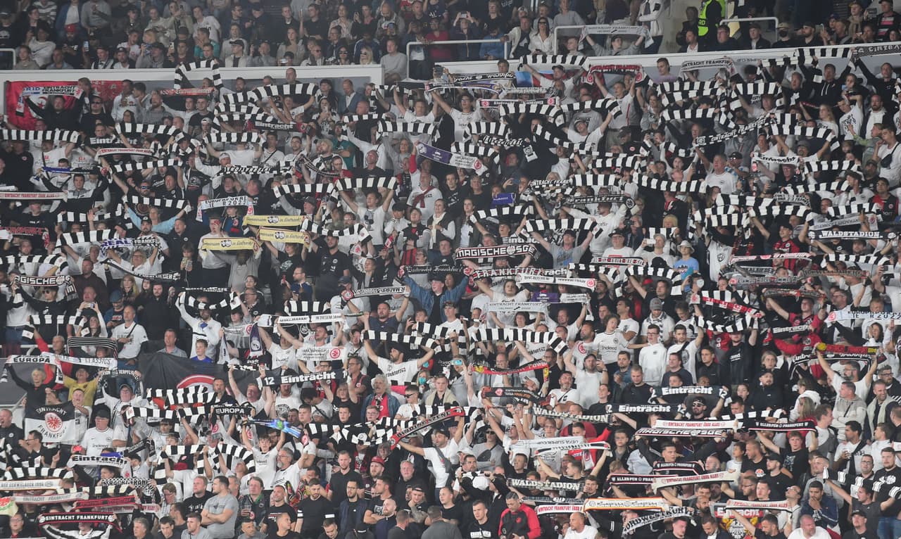 Los alemanes no se pueden quejar por apoyo ya que muchos se dieron cita en Helsinki para apoyar a las águilas.
<br>