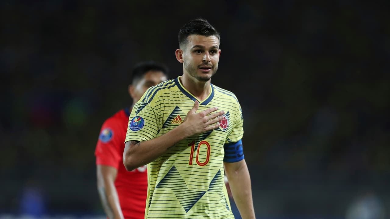 El uruguayo disputaba un partido del Preolímpico Sub 23 con su selección ante Colombia, cuando tuvo que abandonar el juego producto de una lesión, aparentemente, de gravedad en la rodilla.