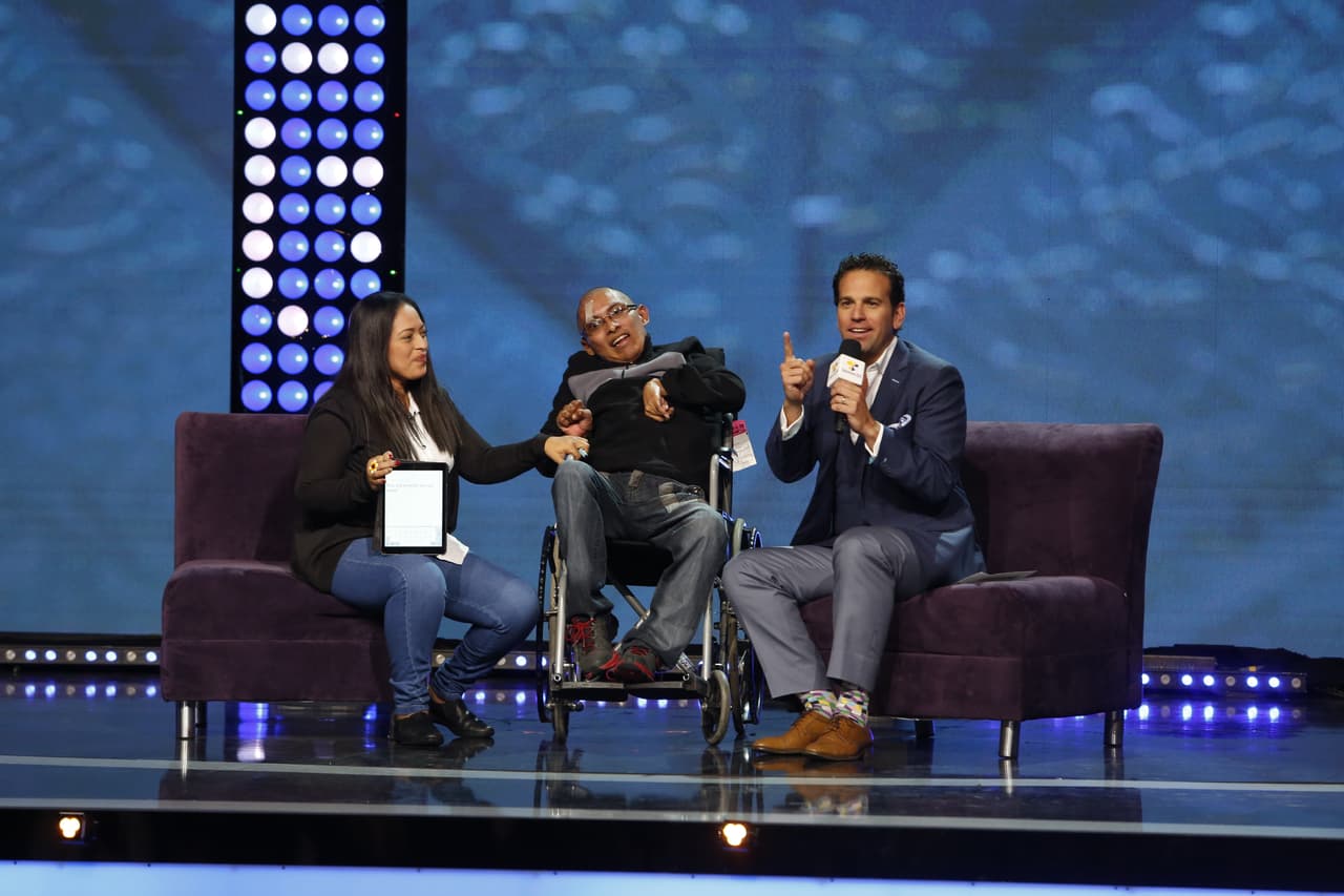 Un accidente en su juego favorito, el beisbol, le cambió la vida.