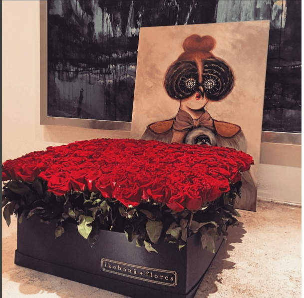 Por lo que ella publicó este divino arreglo que recibió de un misterioso galán, pero Beli nos dejó con la duda y no sabemos quién fue el caballero que le envió este regalo en San Valentín.