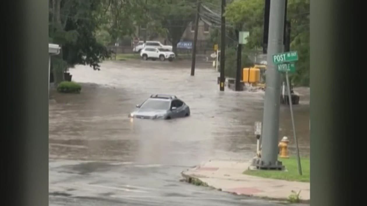 Inundaciones hoy por fuertes tormentas causan emergencia en el noreste