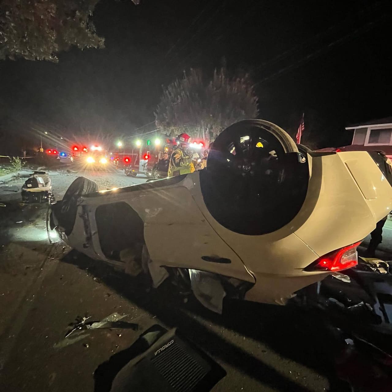 Volcadura en el condado de San Bernardino deja dos muertos; policía ya investiga 