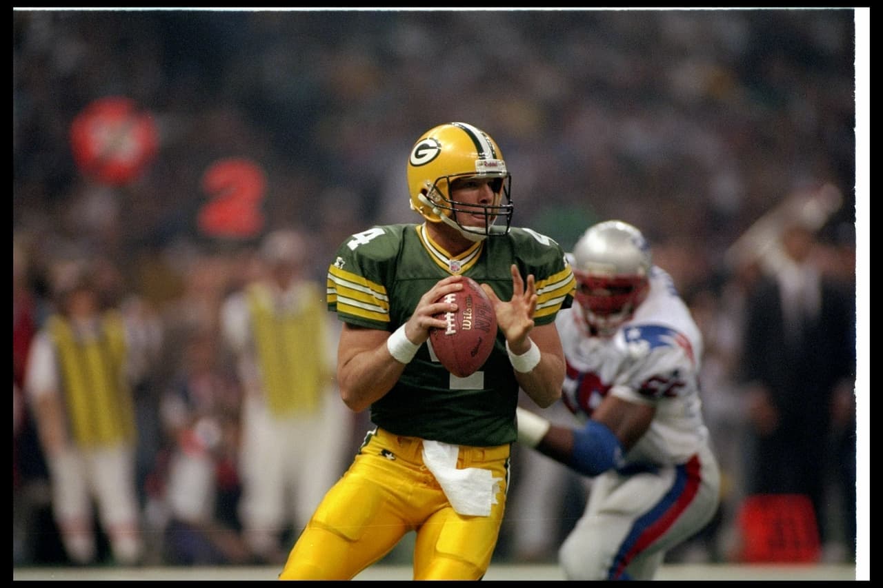 <b>Brett Favre</b>: Seleccionado en la 2ª del Draft de 1991 por los Atlanta Falcons y campeón en 1994 con los Green Bay Packers.