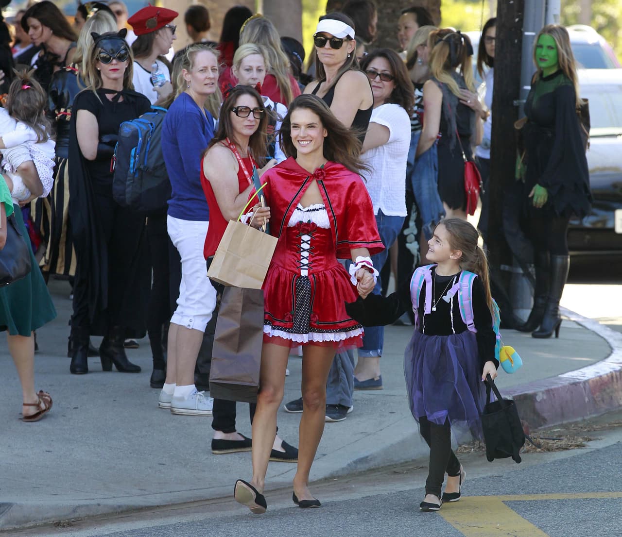 Así se disfrazó Alessandra para la Noche de Brujas.