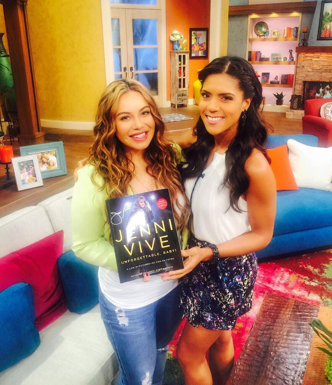 Chiquis Rivera también forma parte de este álbum fotográfico.