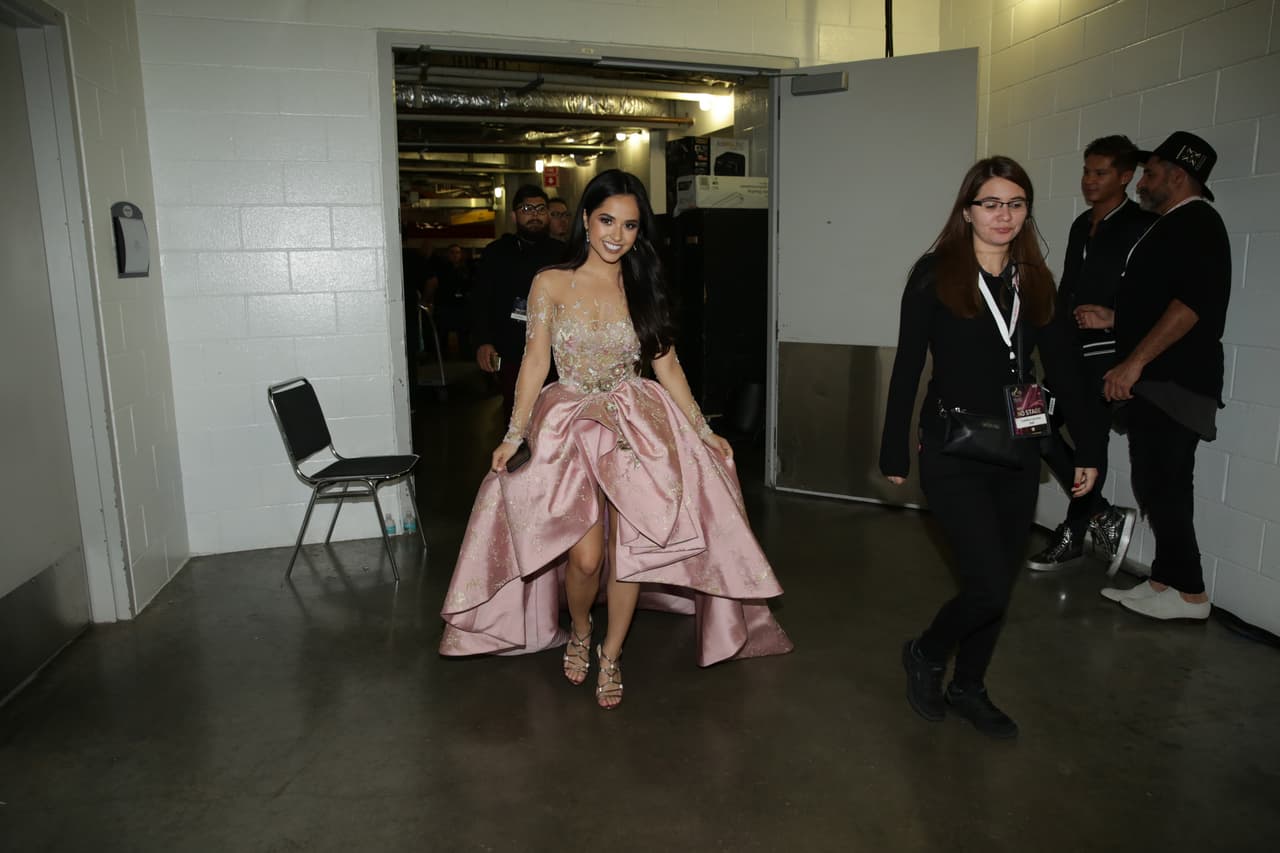 Becky G y Rubí Ibarra usaron casi el mismo vestido.