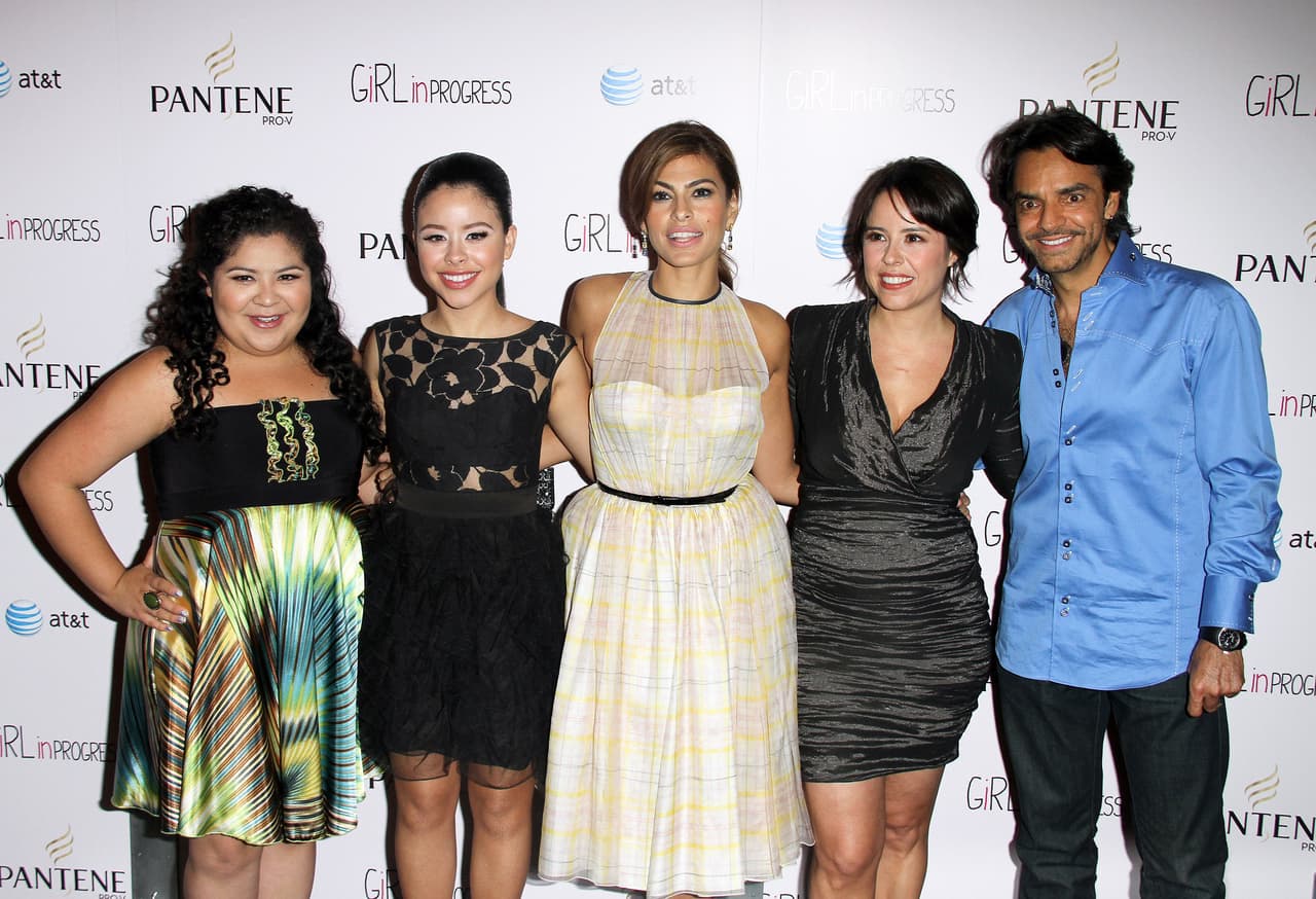 Con Eva Mendes protagonizó la película 'Girl in progress'.