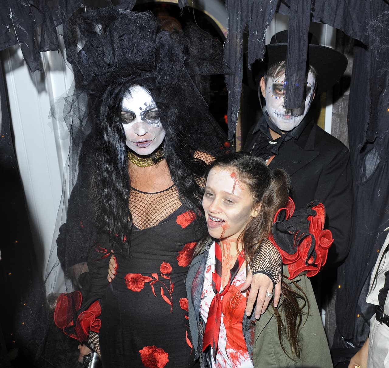 La supermodelo se quitó la belleza una noche y la reemplazó por el escalofrío.