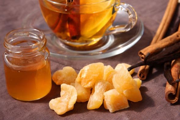 Dulces. Prueba con algunos dulces calmantes: podrían contribuir a humedecer tu garganta y a aliviar la picazón que provoca la tos.