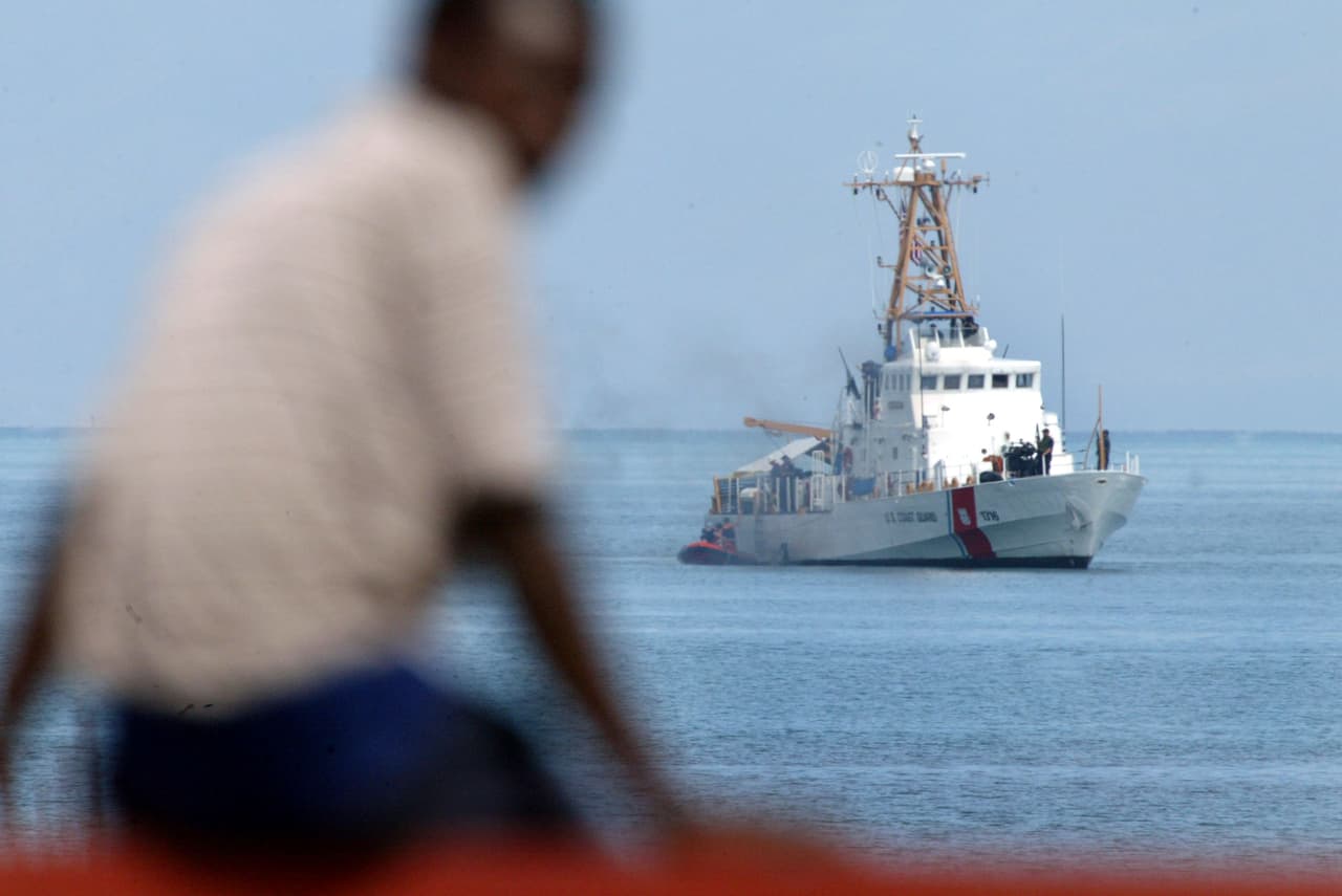 EEUU aumenta el patrullaje en el estrecho de Florida para contener el éxodo cubano