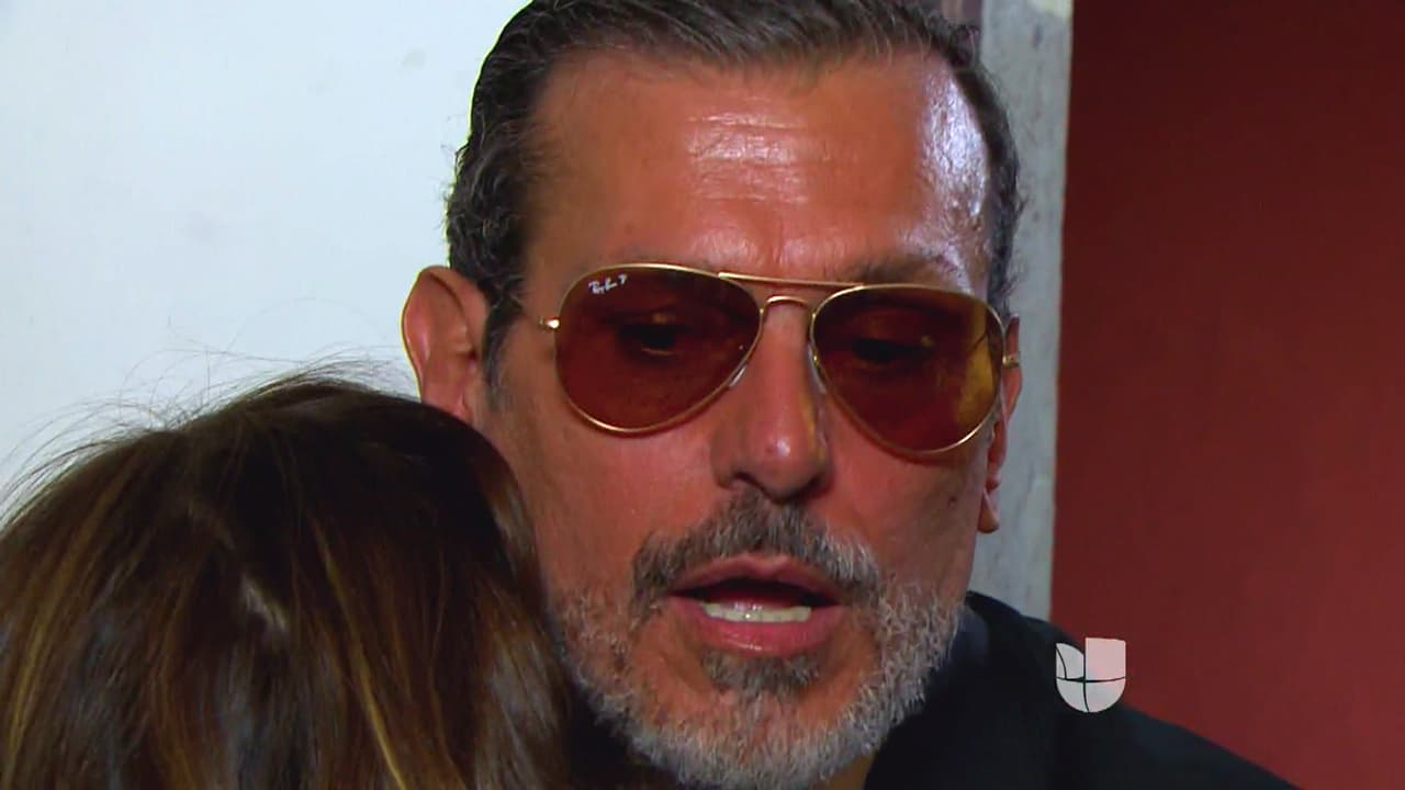 ¡Era Aarón, su ex esposo!