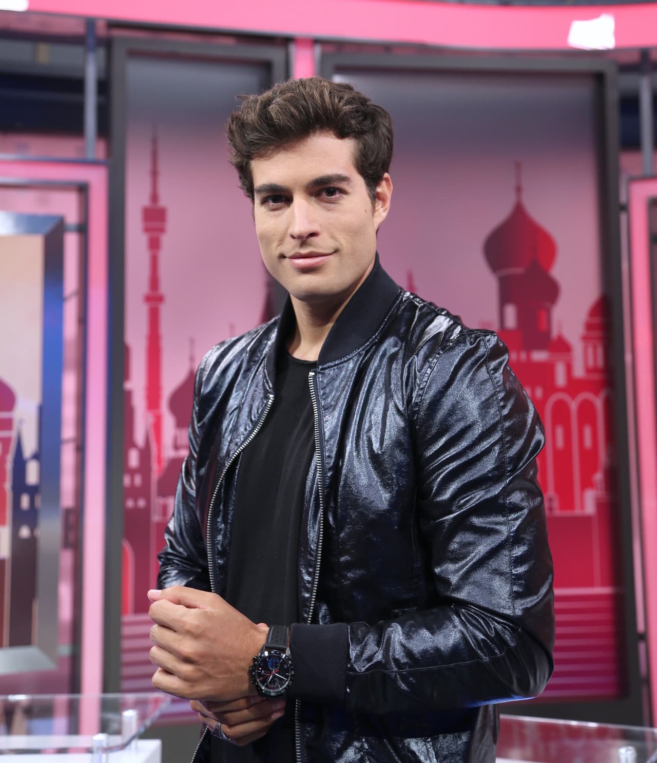 Cuando se le cuestionó si ha entrado en pánico ante lo que ocurre no solo en su país sino en el resto del mundo debido a la pandemia, el actor respondió con franqueza. 
<br>