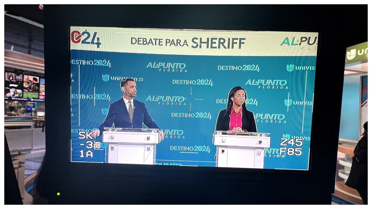 El demócrata James Reyes y la republicana Rosie Cordero-Stutz son los candidatos a sheriff de Miami-Dade. Si quiere ver el debate completo 
<a href="https://www.youtube.com/live/EE5q_D-Fxq0?si=y9B-mok6JkfYYGaa" target="_blank">haga clic aquí</a>.