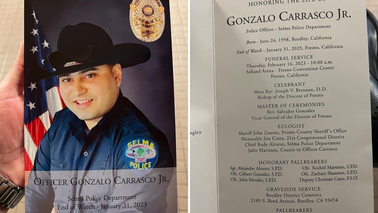 Este es el programa de mano que se entregó a los asistentes al funeral.