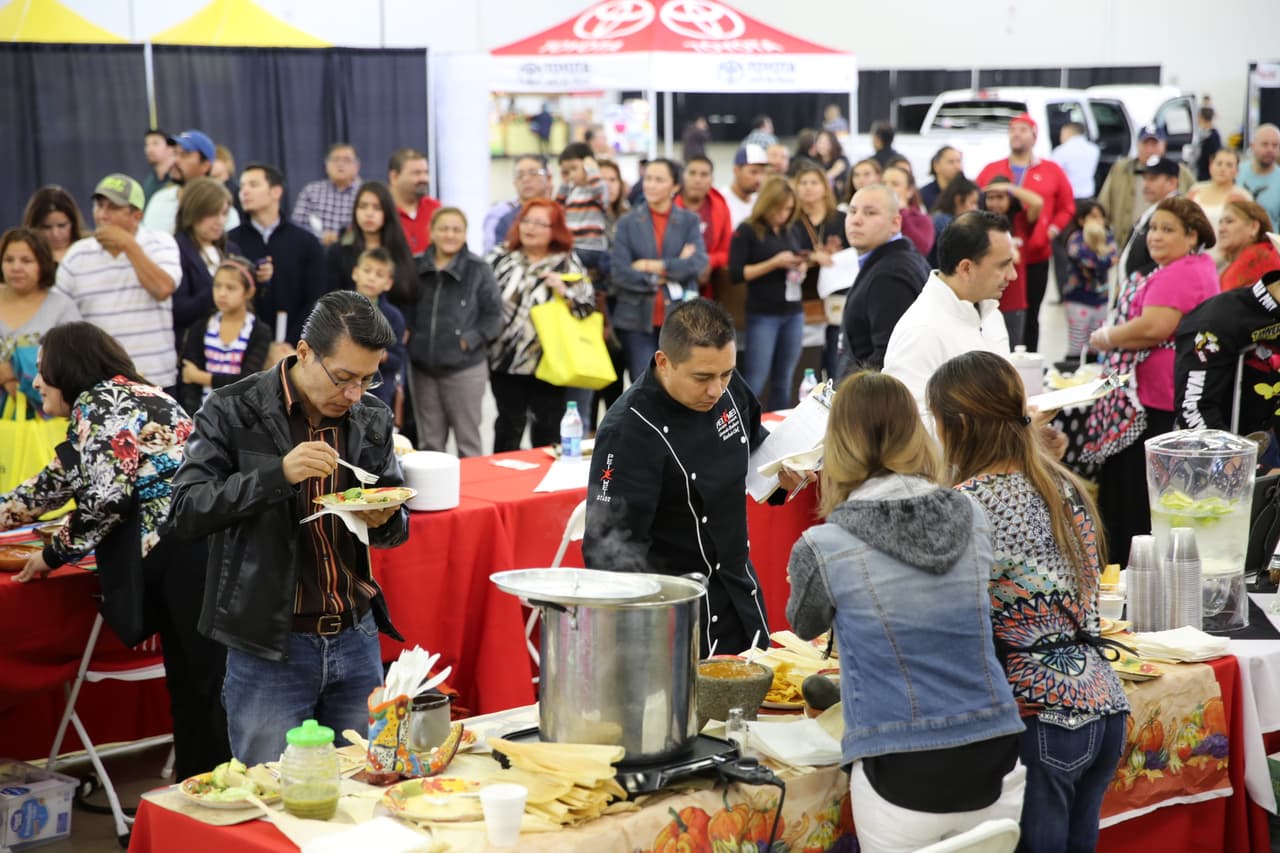 Miles disfrutaron de sabrosos tamales y la grata presencia de Alejandró Chabán