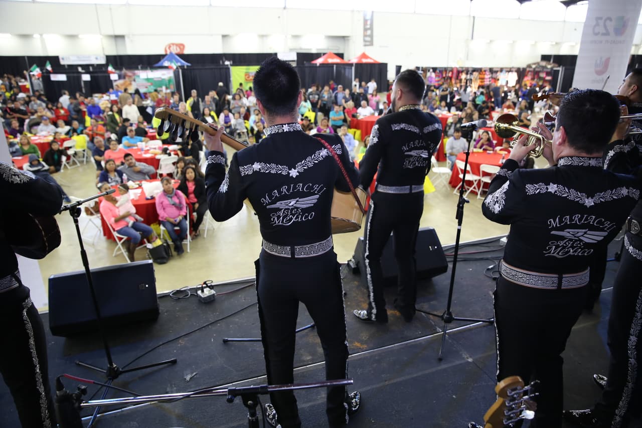 Miles disfrutaron de sabrosos tamales y la grata presencia de Alejandró Chabán