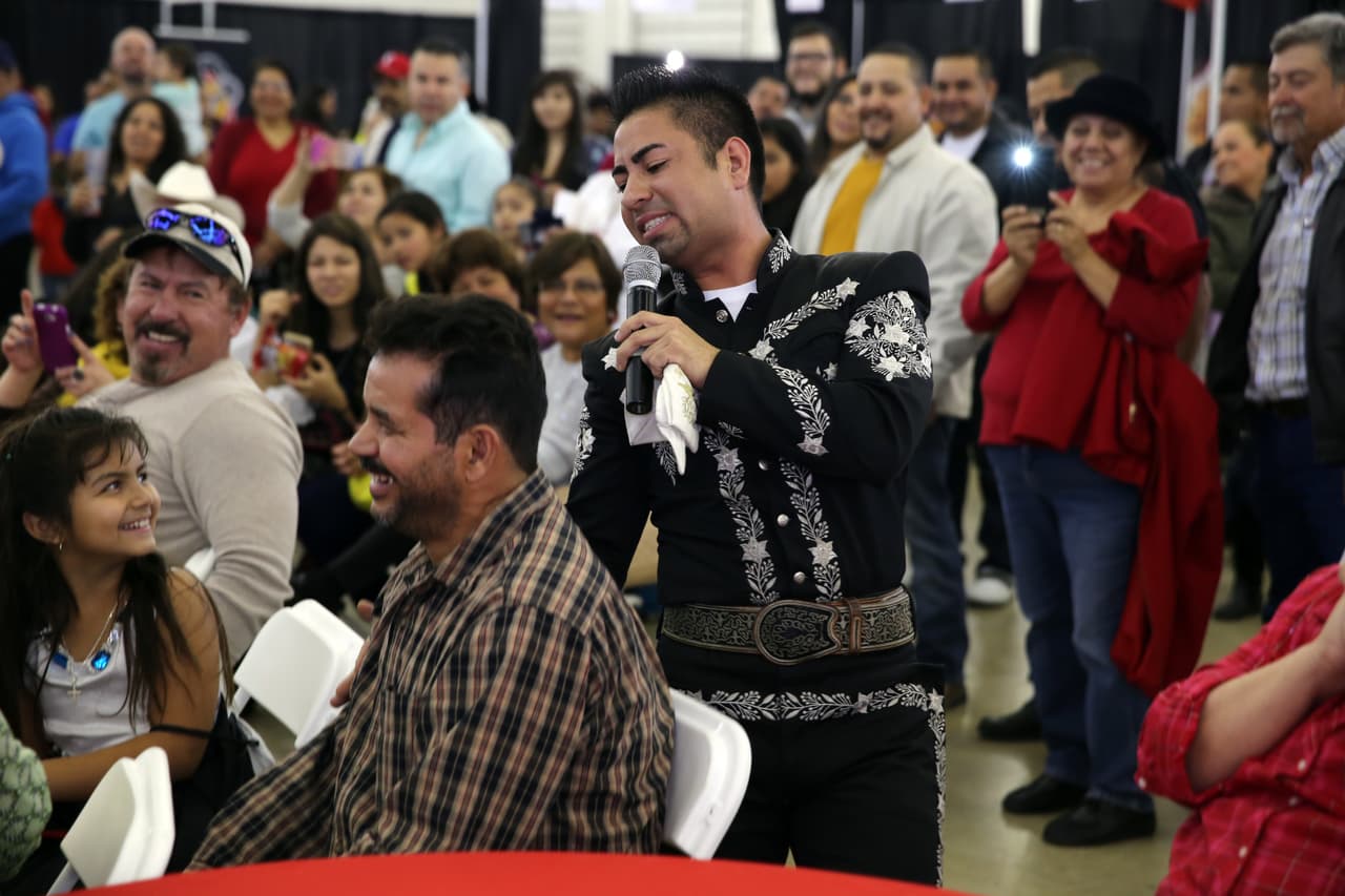 Miles disfrutaron de sabrosos tamales y la grata presencia de Alejandró Chabán