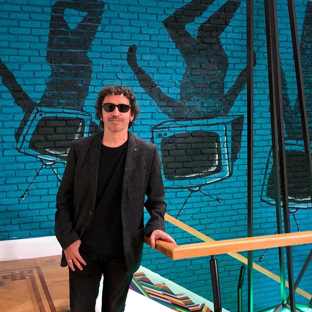 "Ahorita me siento bien, a ratos cansado, pero mucho mejor que como estaba tirado en cama, no podía estar de pie un minuto, era bien complicado, del peso que bajé, de los dolores que tenía, yo digo 'empieza a despedirte en ese momento', bueno no a despedirte pero sí dices '¡ay caray!, esto si se está complicando', y de pronto vuelves otra vez a tener tu fe, a orar y luchar y decir sí puedo y las cosas han ido mejorando", reconoció.