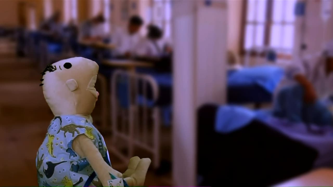 El efecto Roberto: El entrañable peluche que cura el miedo y reduce el trauma de los niños con cáncer en Bolivia