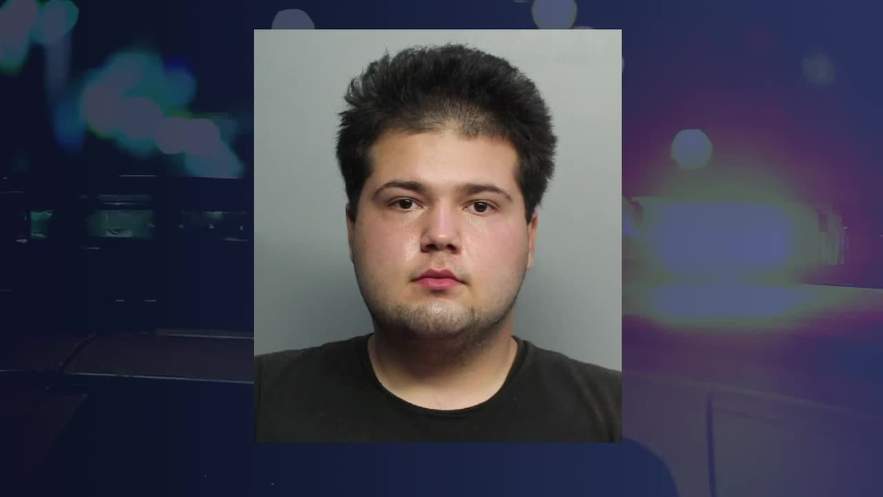 Arrestan a hombre de Hialeah acusado de distribuir pornografía infantil en las redes sociales 