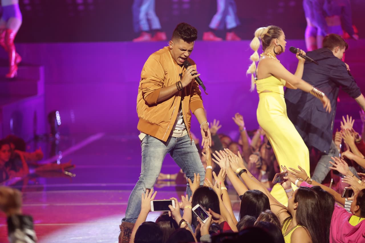 El puertorriqueño ha demostrado que puede integrarse a una banda.