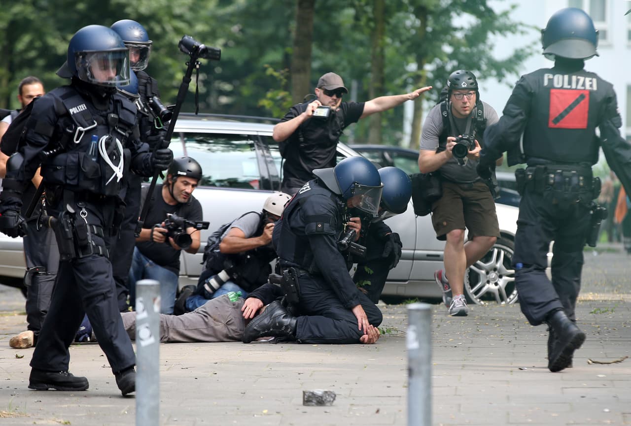Las protestas continúan el viernes en Hamburgo, la sede de la reunión del G-20. Al menos 13.000 personas participaron el jueves de la marcha principal, incluidos unos 1.000 anarquistas vestidos de negro, dijo la policía de la ciudad.