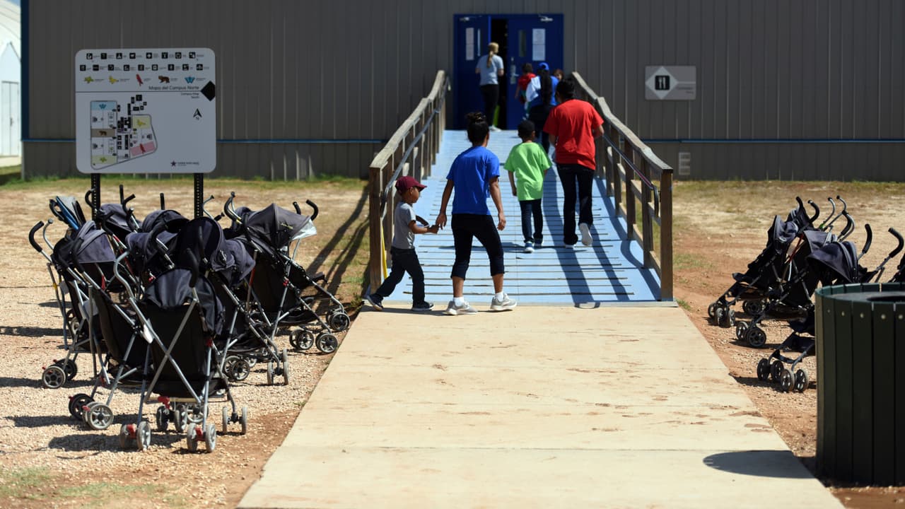 Niños arrestados, deportados o testigos de tiroteos: las víctimas de la política migratoria de Donald Trump