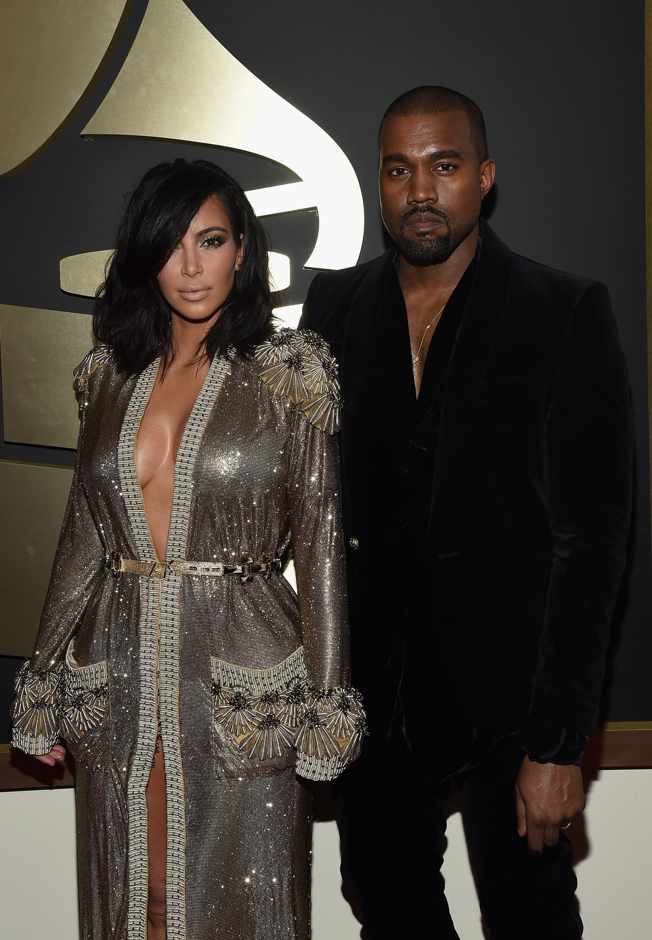 Kim Kardashian recibió de Kanye West 150 regalos por Navidad