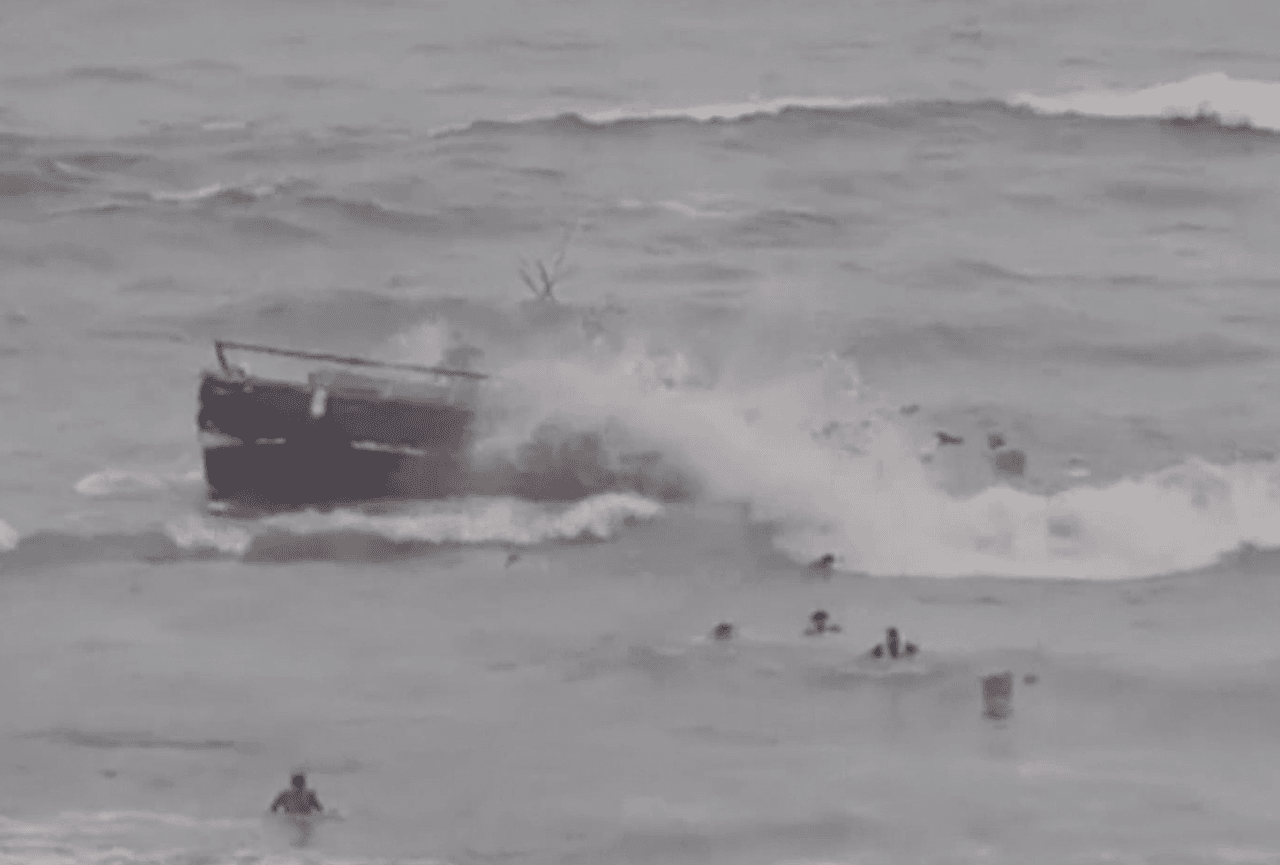 De entre las tres personas hospitalizadas uno de ellos de nacionalidad guatemalteca permanece hospitalizado en estado crítico.