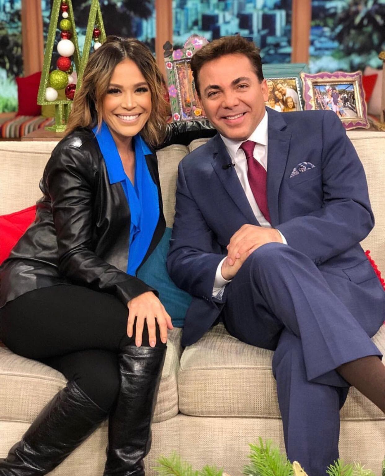 Sobre la salud de su padre, dijo se encuentra estable y que él procura estar al tanto de su estado, aunque confesó sentirse “como un fantasma’ en ese tema, ya que siempre está de viaje y no puede estar a su lado.