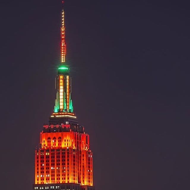 Este edificio está abierto de 8 a.m. a 2 p.m. según su página oficial.