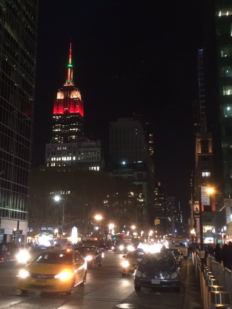 Fue en 2012 cuando un sistema de luces LED fue colocado para darle color a este emblemático edificio.
