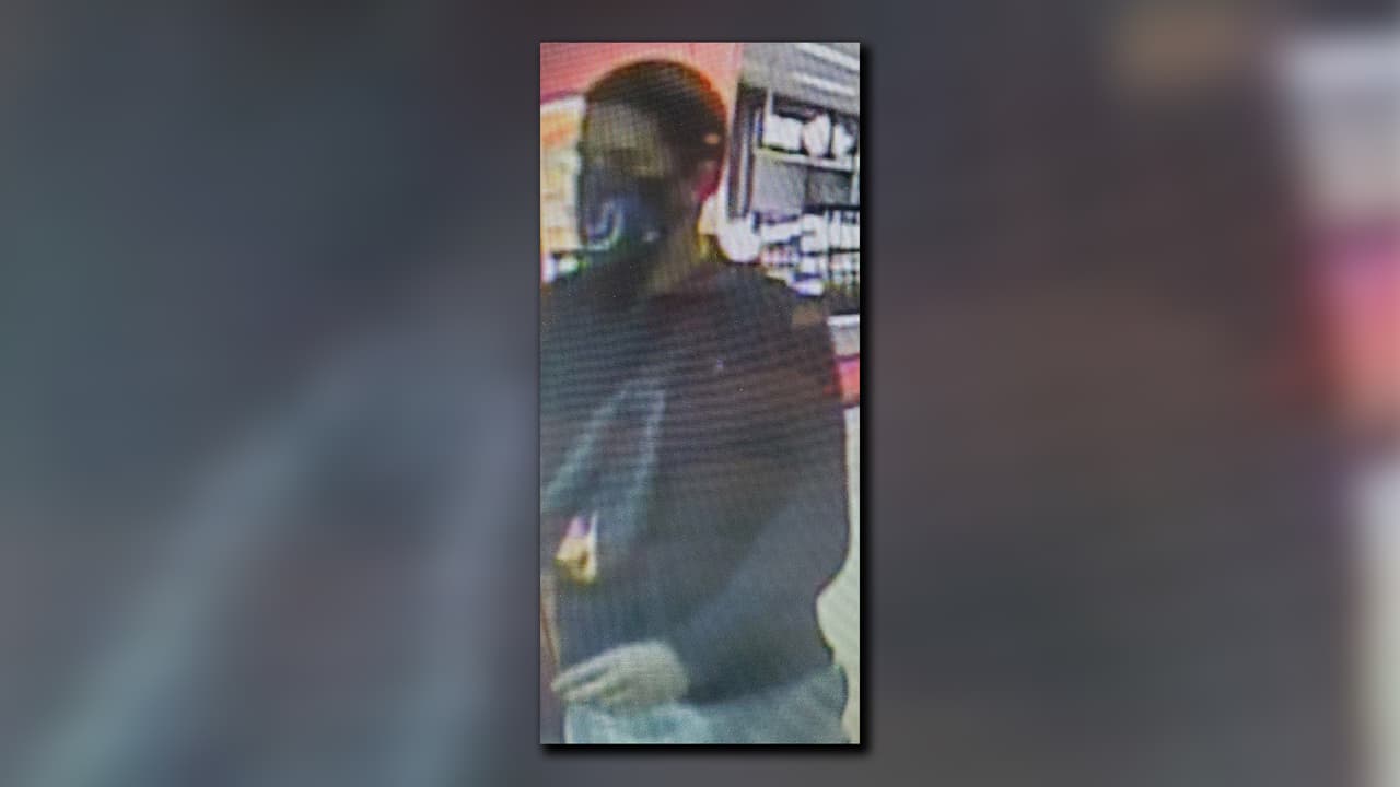 Joel Medina, de 25 años, es acusado por la Policía de Marietta de apuñalar en la cabeza, cuello y brazos a una mujer. El hecho ocurrió en 510 North Fairground Street.