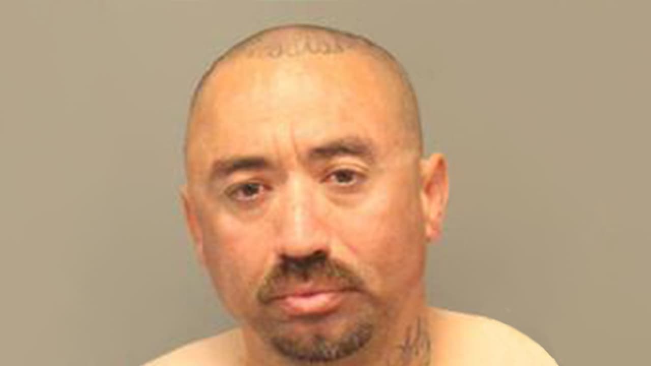 Arrestan a hombre en Gilroy que tomó de la mano a un niño de 2 años y le dijo “vámonos, amigo”