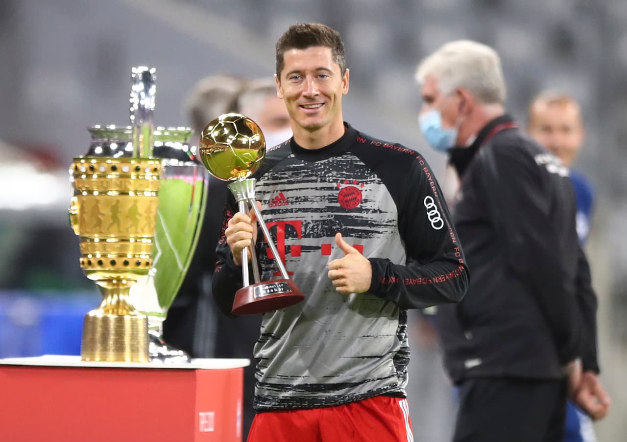 Sólo en esta temporada consiguió Champions League, Bundesliga, Copa de Alemania y fue el máximo goleador y asistidor en la UEFA CL.